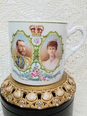 Royal Winton Faience 1911 Coronation Commemorative Mug